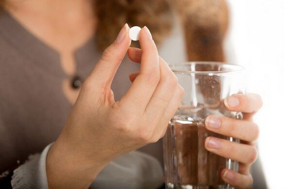 Treatment of nail fungi